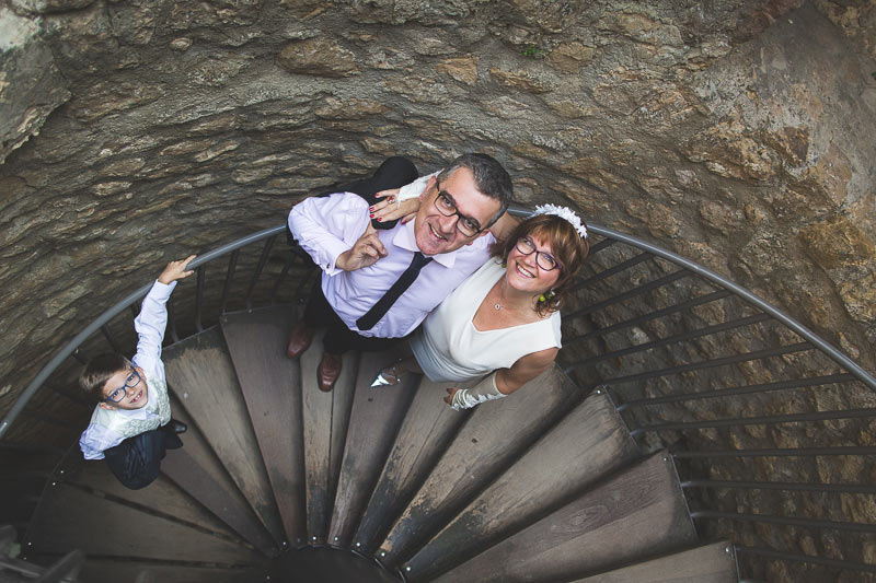 portraits de la famille regardent le photographe