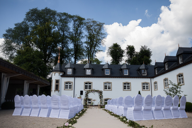 c&eacute;r&eacute;monie de mariage laique au chateau d'urspelt