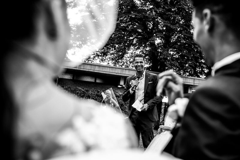 dicours d'un proche lors d'une c&eacute;r&eacute;monie laique